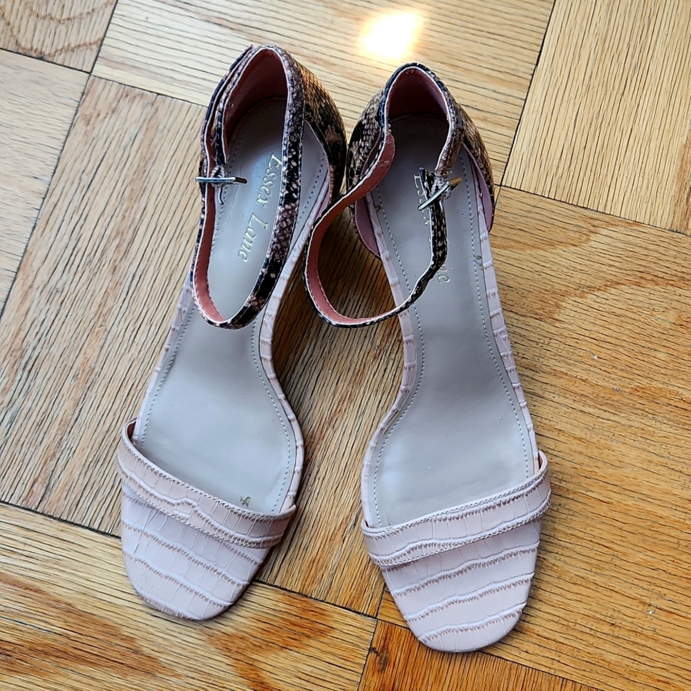 Essex Lane Women 8.5 Pink Heels
